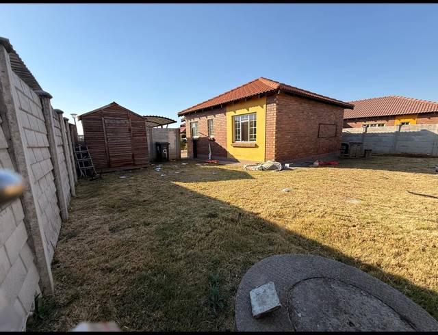 3 BEDROOM HOUSE FOR SALE IN WATERVAL EAST